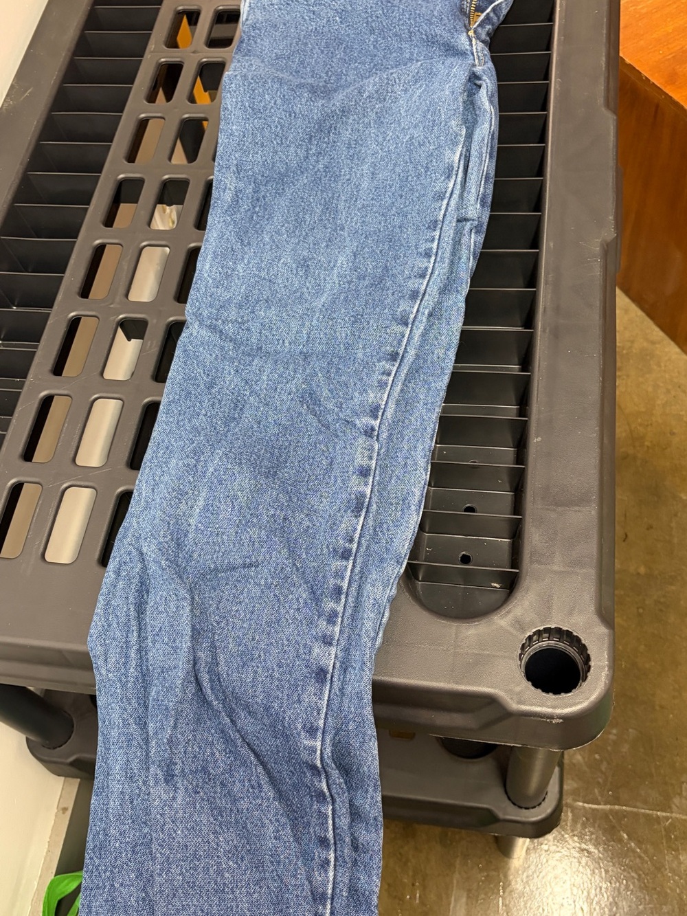 Wrangler Blue Men's Straight Jeans - Mid Wash Denim